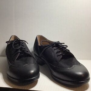 Comfortview Women’s RN# 92224) Black leather Oxfords size 10m